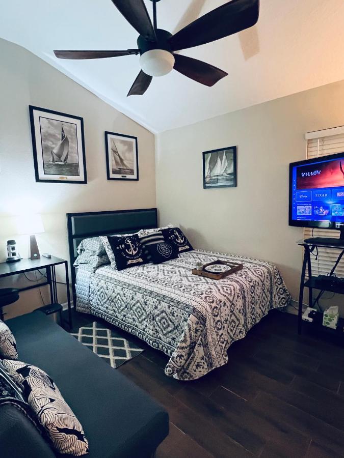 Ruskin Fl Private 2 Bdrm 1 Bath Suite Common Areas Shared With Host And Cat Esterno foto