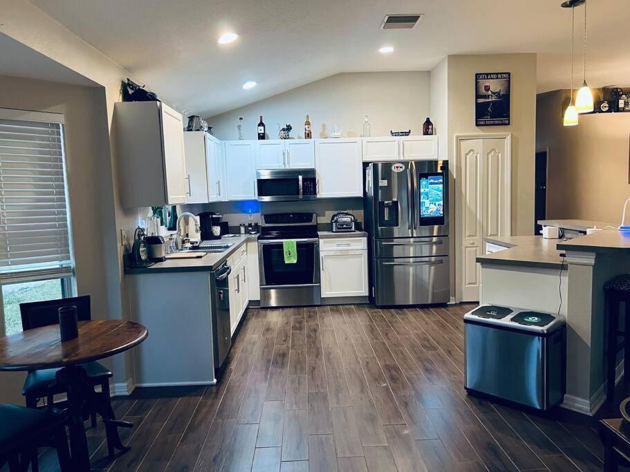 Ruskin Fl Private 2 Bdrm 1 Bath Suite Common Areas Shared With Host And Cat Esterno foto